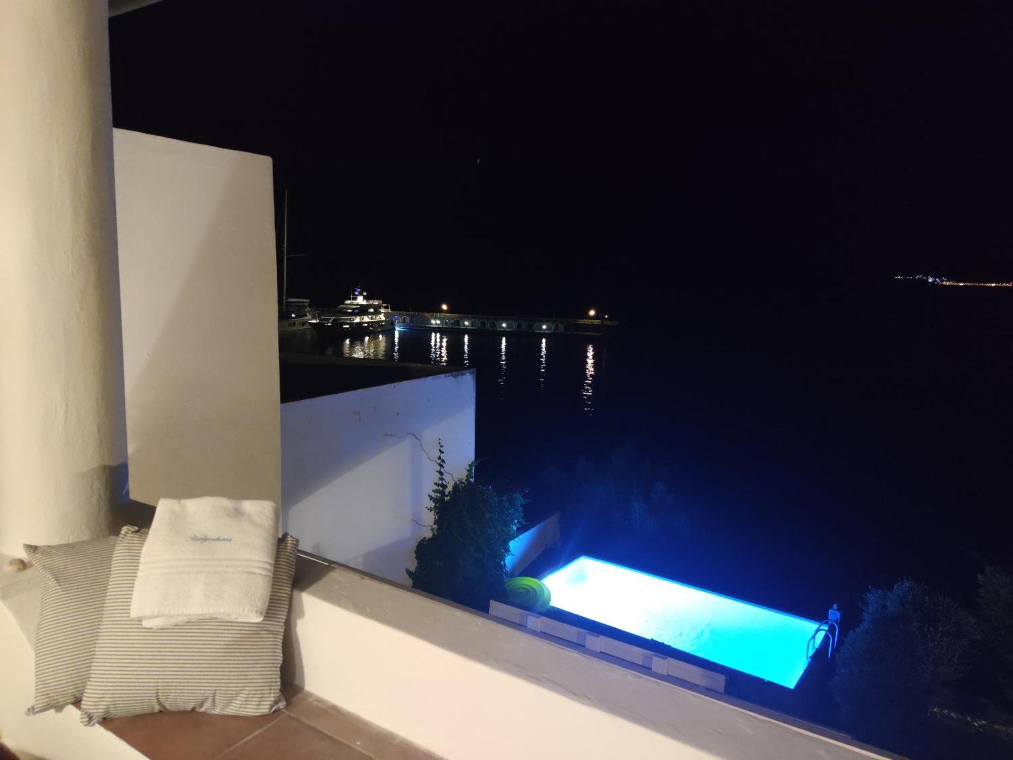 Halgoduria Hotel Santa Marina Salina Room photo